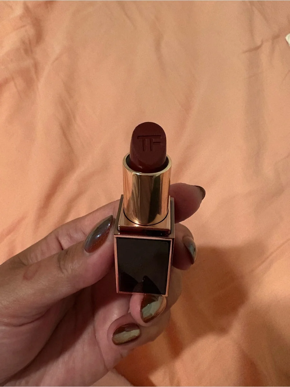 Tom Ford Women Lipstick - Burgundy Red